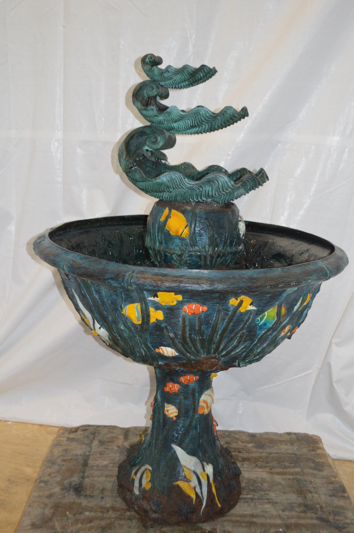 Bronze Fountain with three steps shells T703