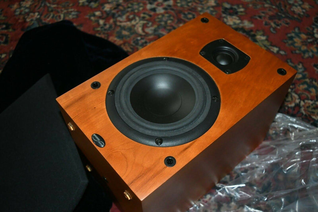 Bookshelf Single Speaker G571928