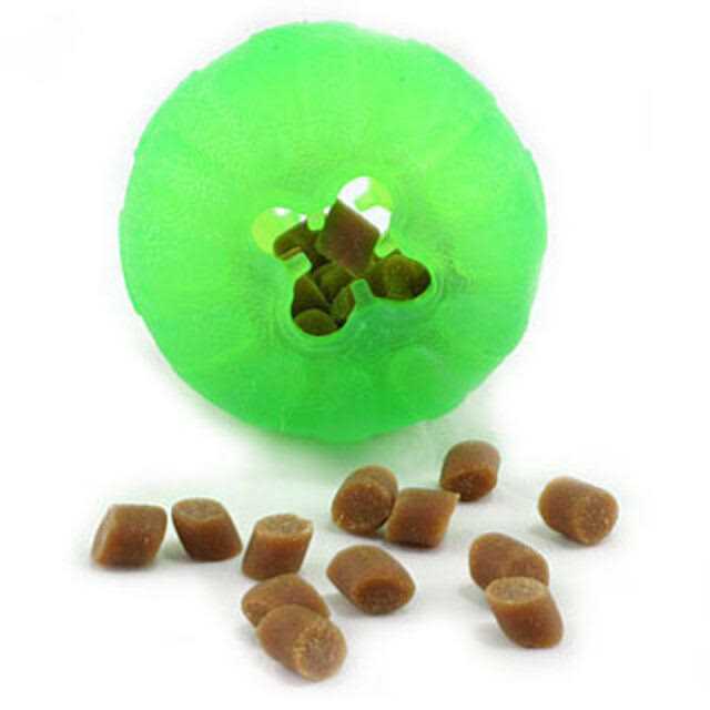 Treat Dispensing Chew Ball U2652