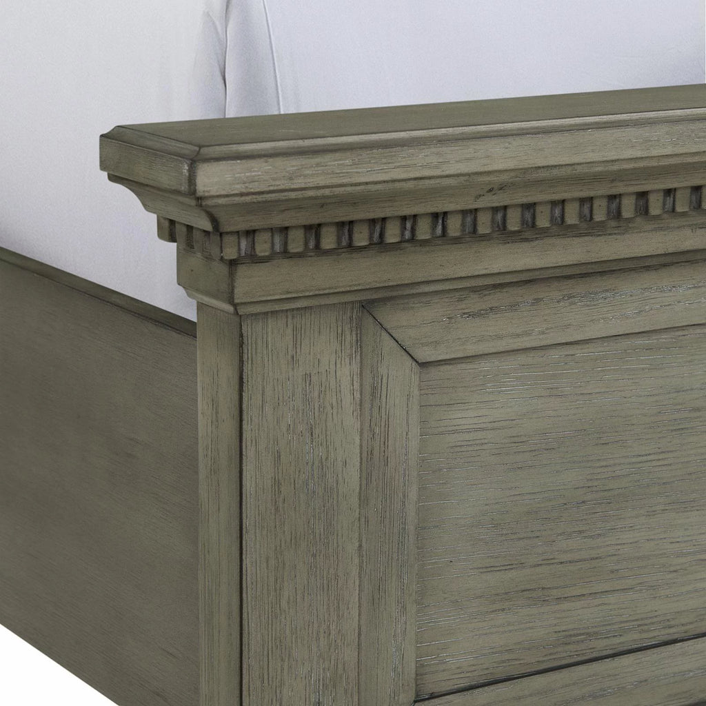 King Grey Wood Panel Bed B52591