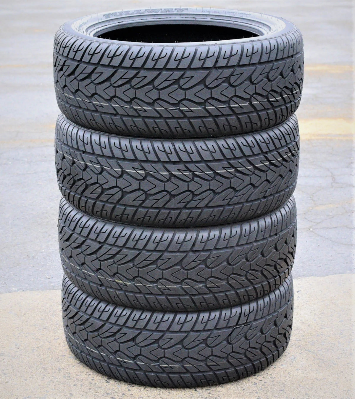 285/45R22 114V XL A/S Performance Tire H944284