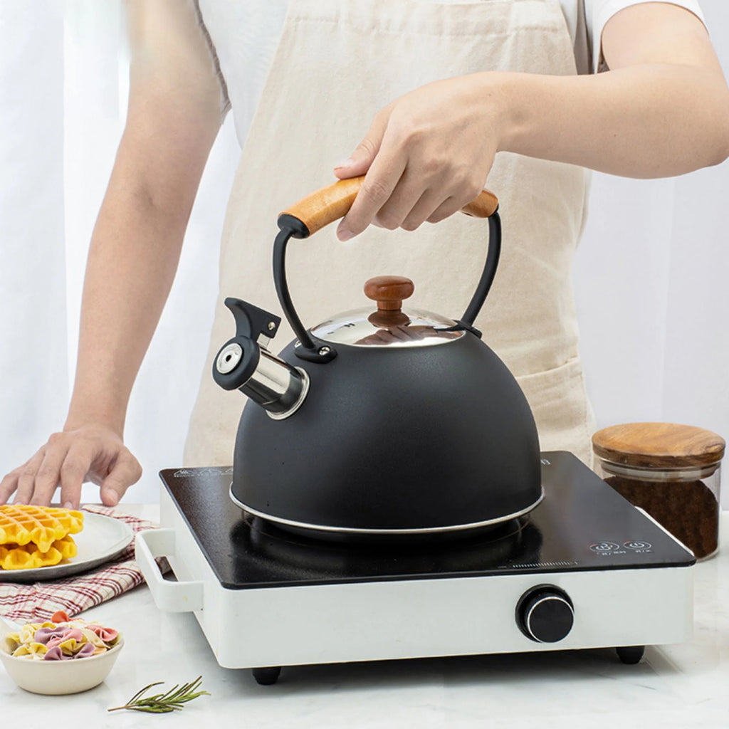 Black 2.5L Stainless Steel Tea Kettle K62375
