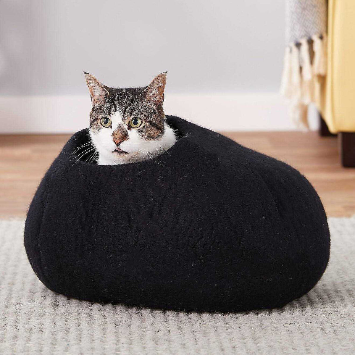 Velvet Round Bolster Dog Bed D370157
