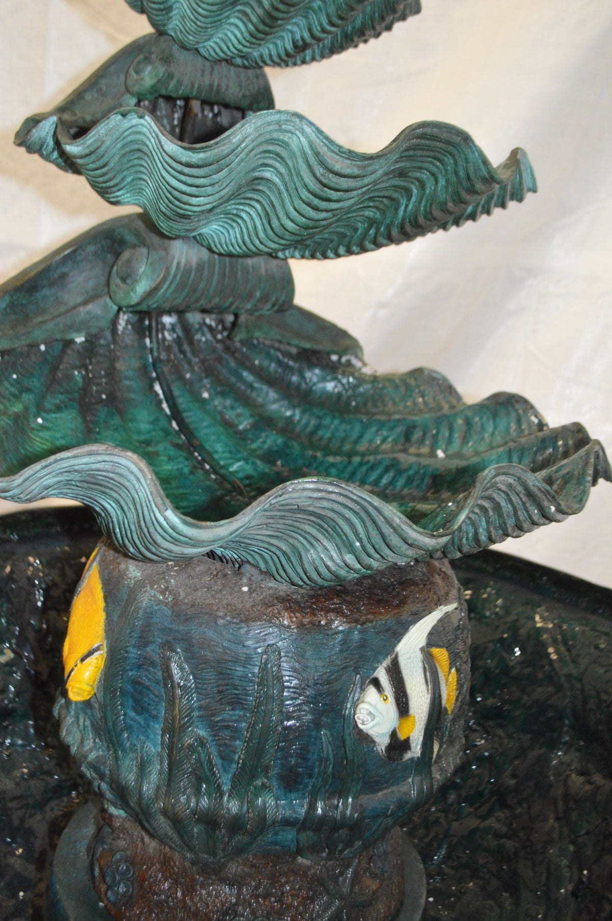 Bronze Fountain with three steps shells T703