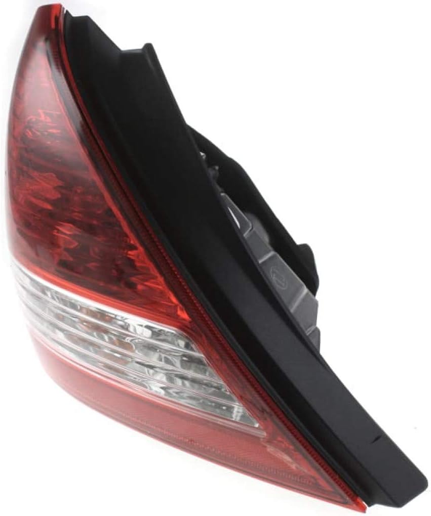 Nissan Versa Tail Light Assembly Pair Sedan M60241